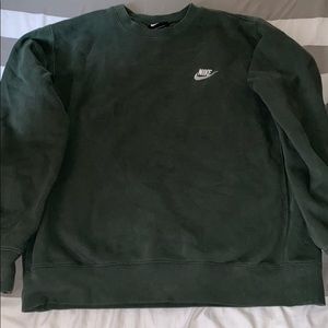Light used Nike crew neck